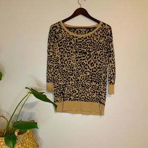 EUC Banana Republic crew neck